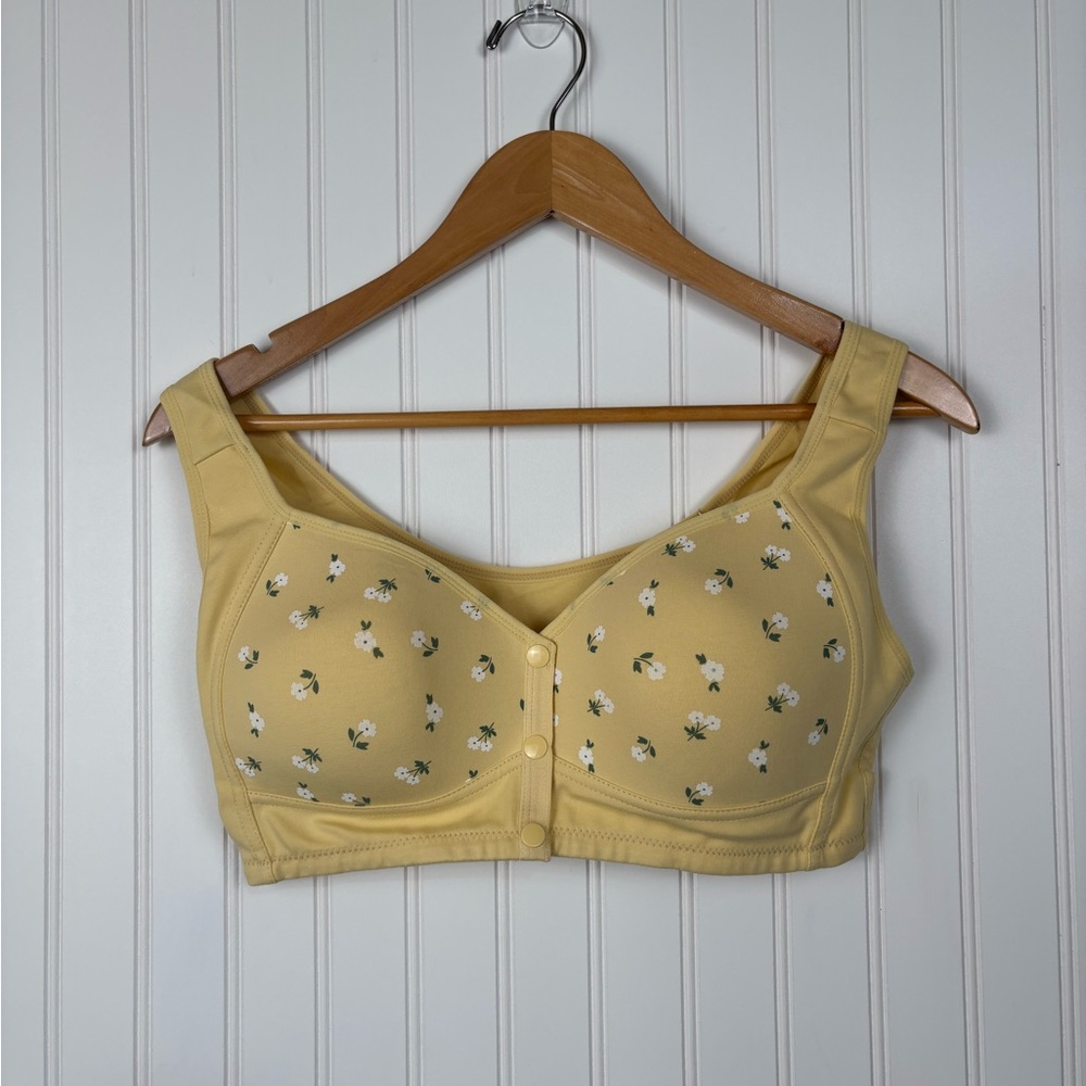 NWT DAISY BRA Front Snap Closure Yellow White Floral Comfort No Wire Size XL